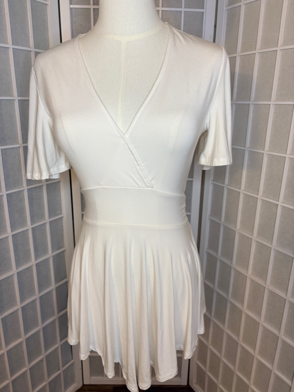 PattyBoutik Ivory Empire Fit and Flare Blouse XS